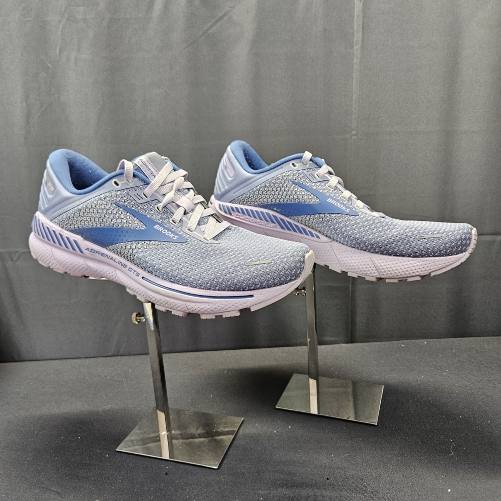 Adrenaline GTS 22 Women's Running Shoes